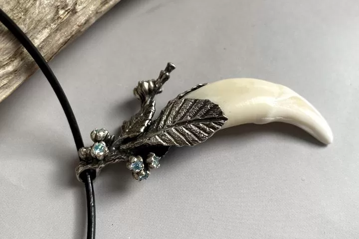 Клык «Эльфийская песнь» - подвеска - Подвески