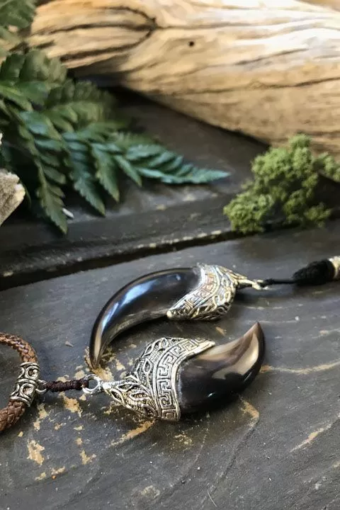 Коготь медведя «Римский» - подвеска в навершии из металла - Подвески