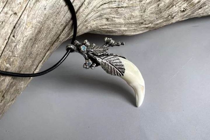 Клык «Эльфийская песнь» - подвеска - Подвески